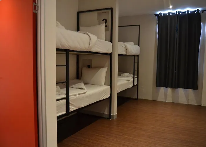 91 Loop Boutique Hostel