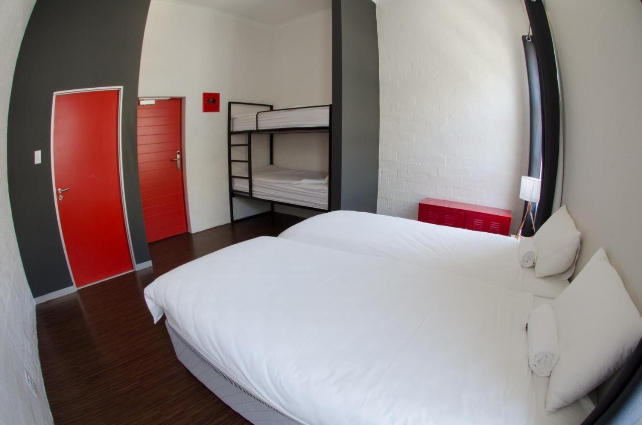 91 Loop Boutique Albergue